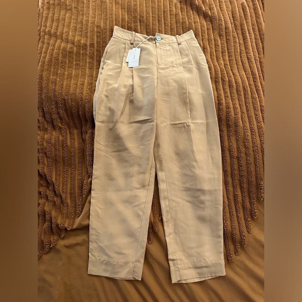 Vince - Silk pants in gold - NWT